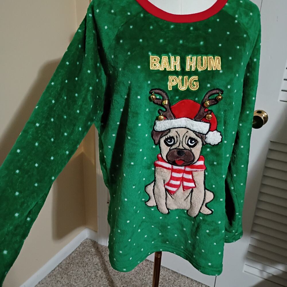 Christmas Shirt L/XL BAH HUM PUG 3D Jingle Bells Santa Reindeer Pug SOFT Green